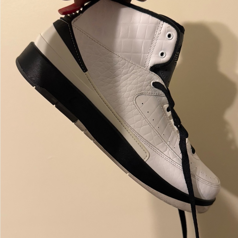 Air Jordan Retro 2 ‘Wing It.’ - Picture 5 of 8